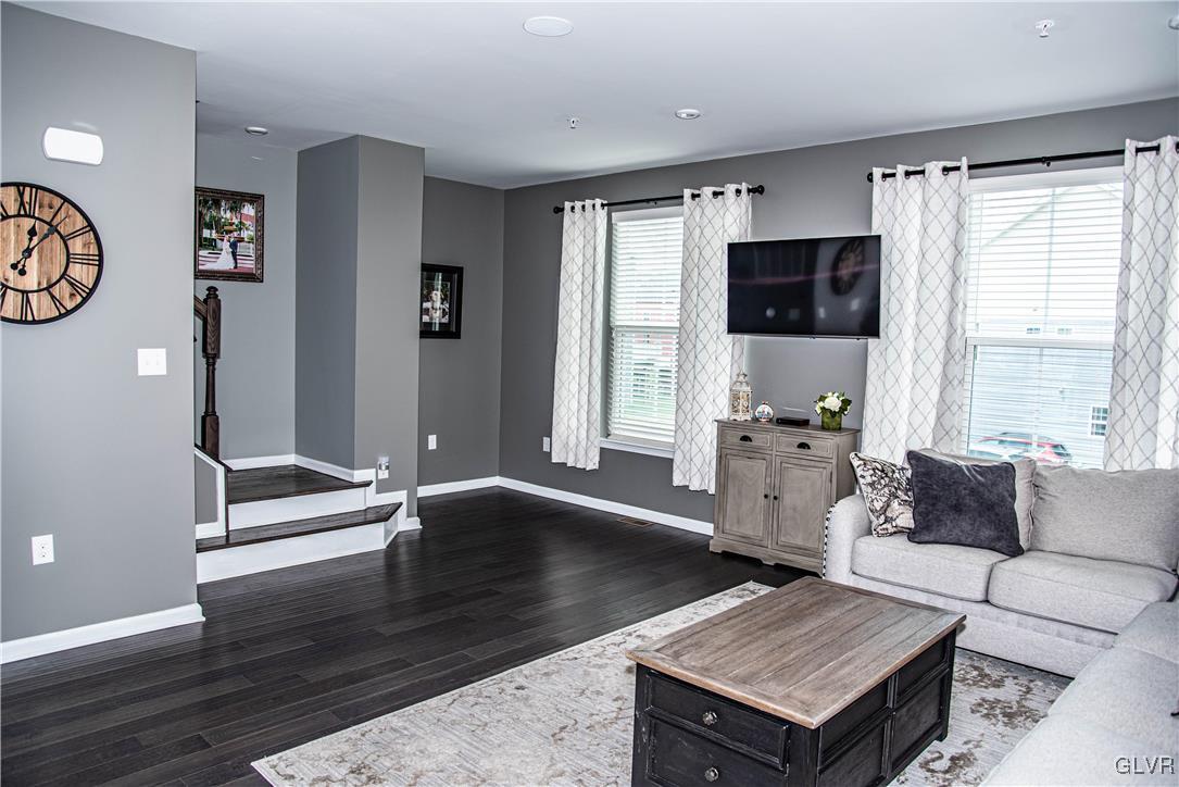2316 Raya Way Easton, PA 18045 - Photo 12 of 35 Gallery Image 12