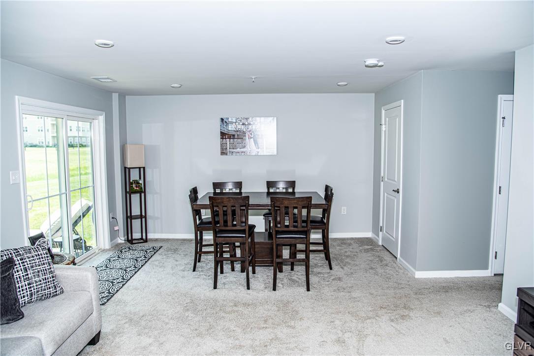 2316 Raya Way Easton, PA 18045 - Photo 6 of 35 Gallery Image 6