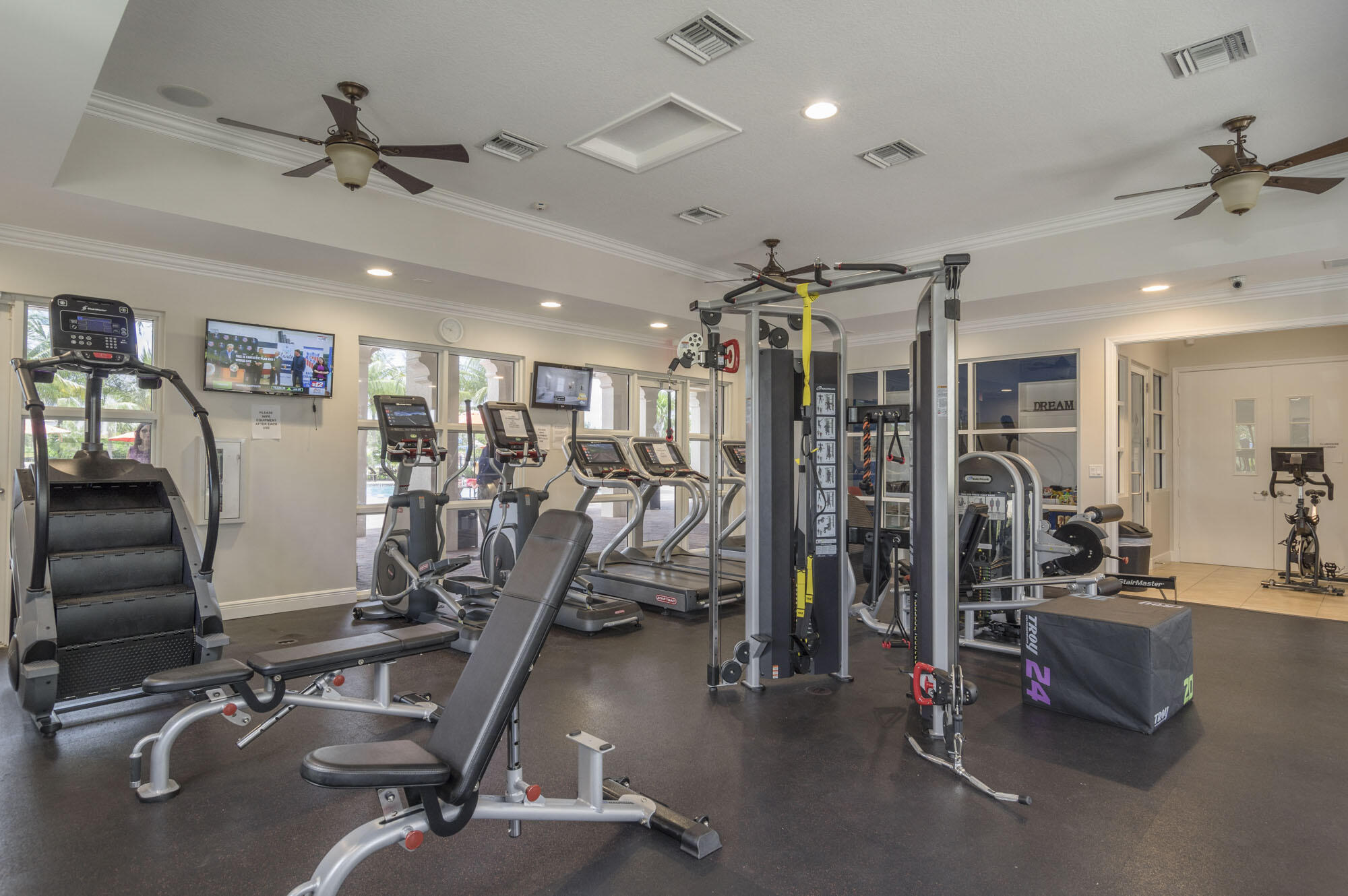 166 Citadel Circle Jupiter, FL 33458 - Photo 12 of 22 Rialto fitness center