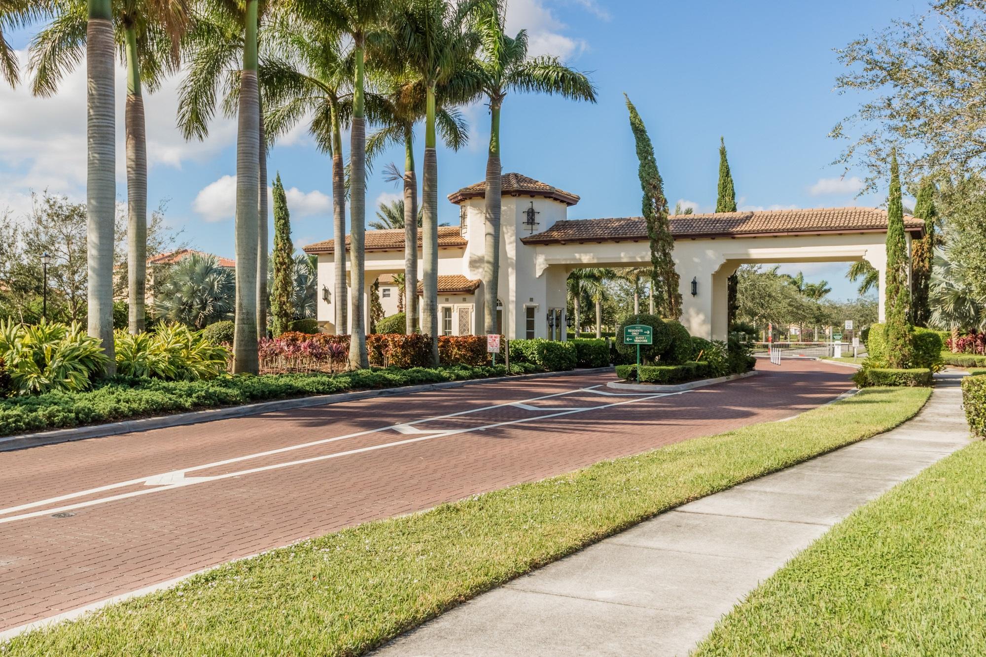 166 Citadel Circle Jupiter, FL 33458 - Photo 8 of 22 Rialto_entrance (1)