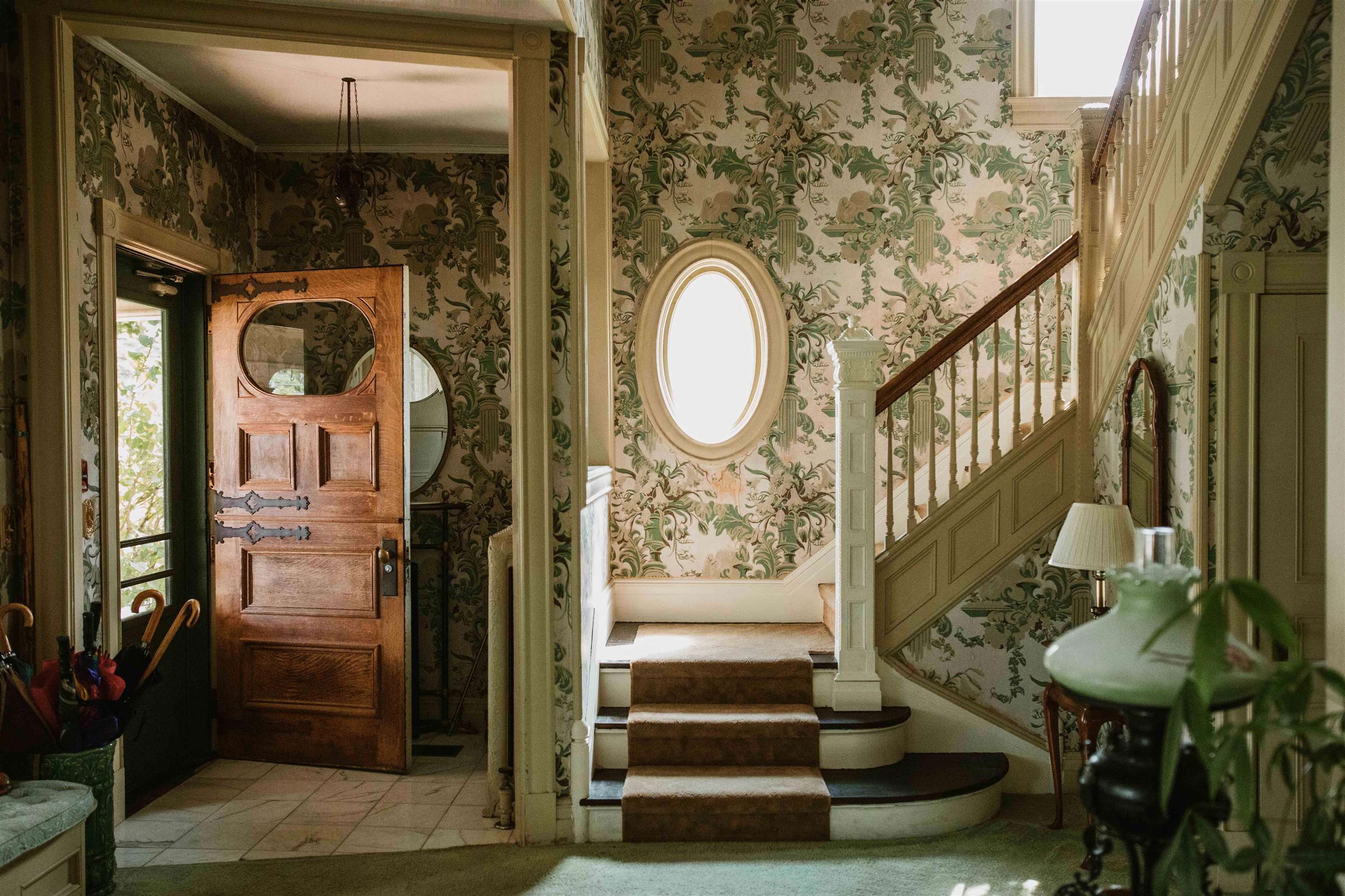 124 Elm Street Bennington, VT 05201 - Photo 13 of 25