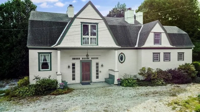 $975,000 | 124 Elm Street, Bennington, VT 05201
