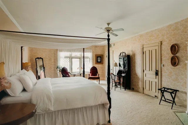 $975,000 | 124 Elm Street, Bennington, VT 05201