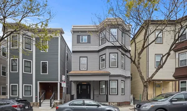 $7,550 | 726 East 2nd Street, Unit 2, Boston, MA 02127
