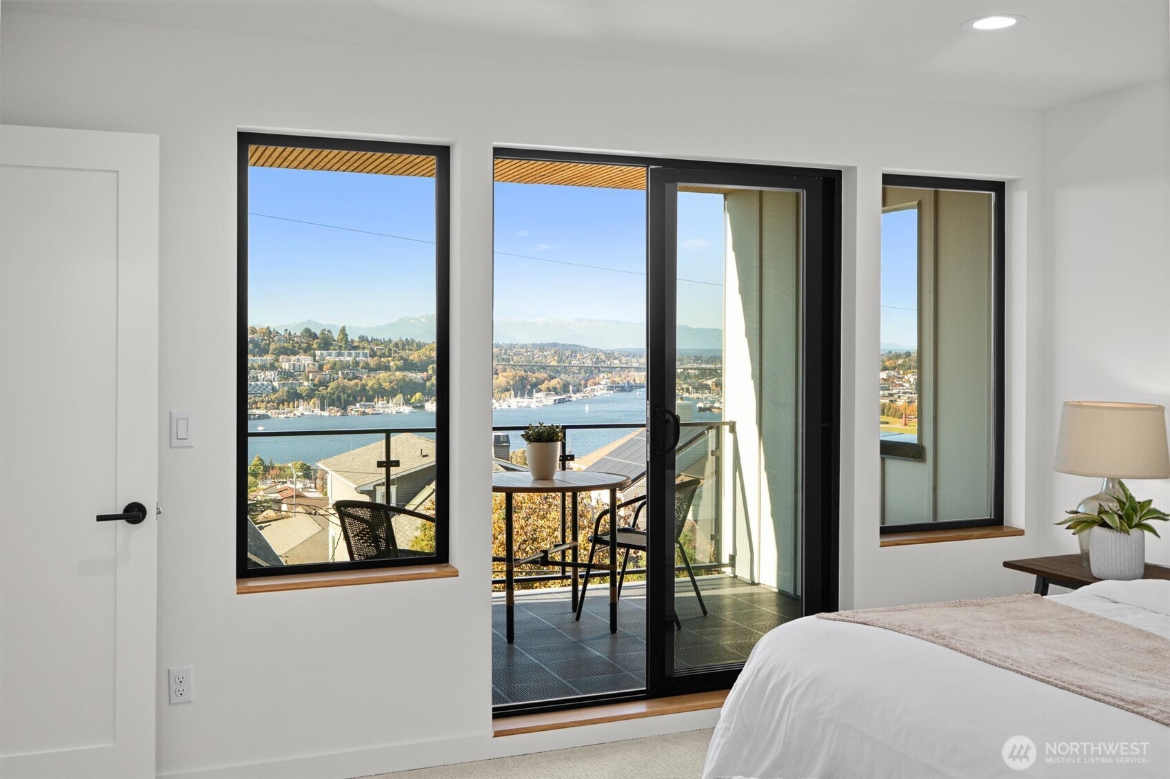 2214 Broadway East, Unit A Seattle, WA 98102 - Photo 16 of 33