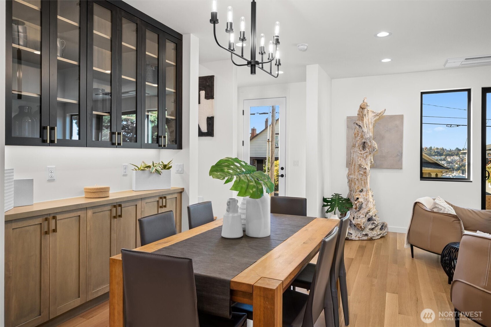 2214 Broadway East, Unit A Seattle, WA 98102 - Photo 9 of 33