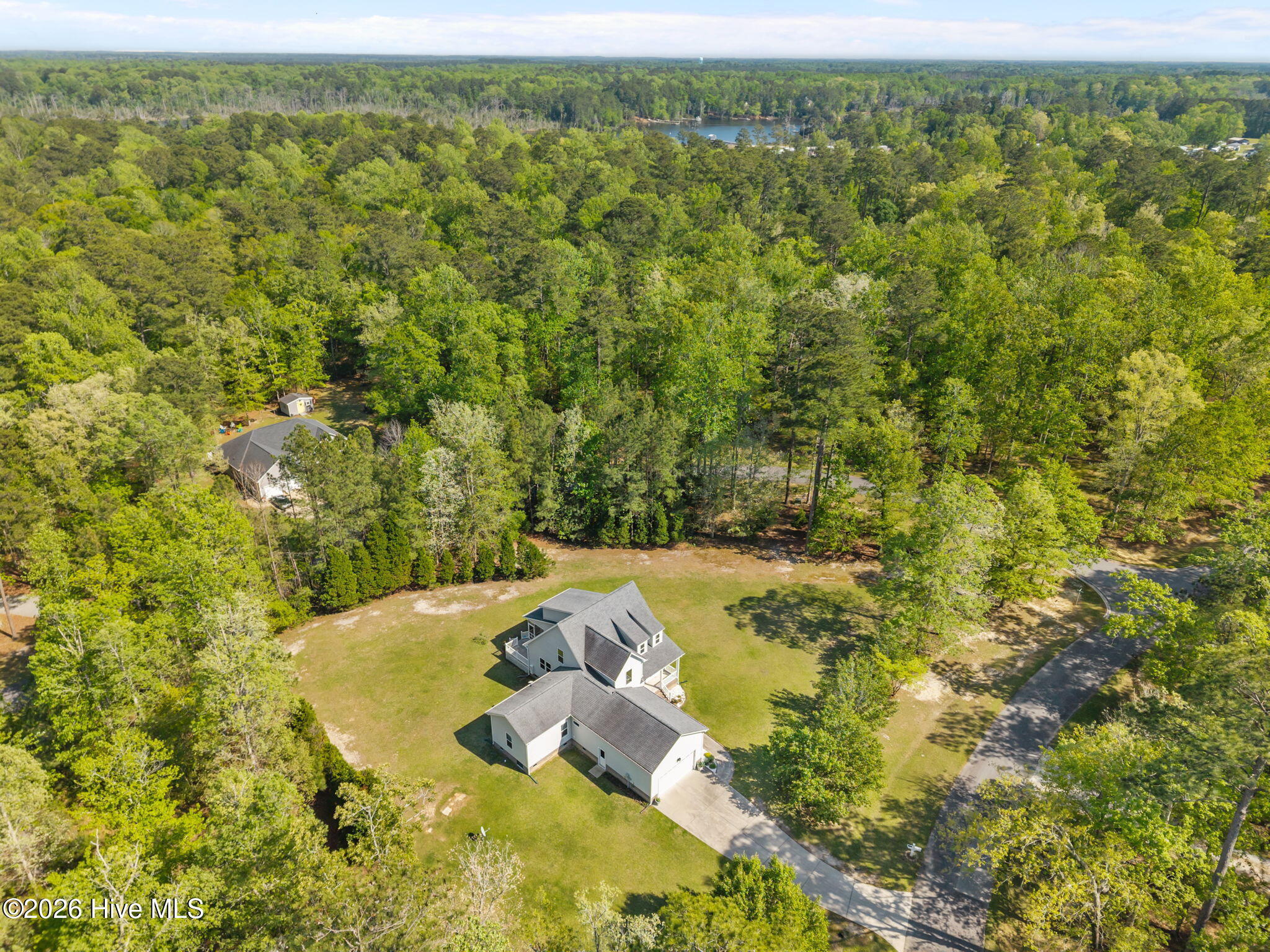 164 Bay View Drive Chocowinity, NC 27817 - Photo 48 of 56 51-web-or-mls-DJI_20260415155442_0047_D