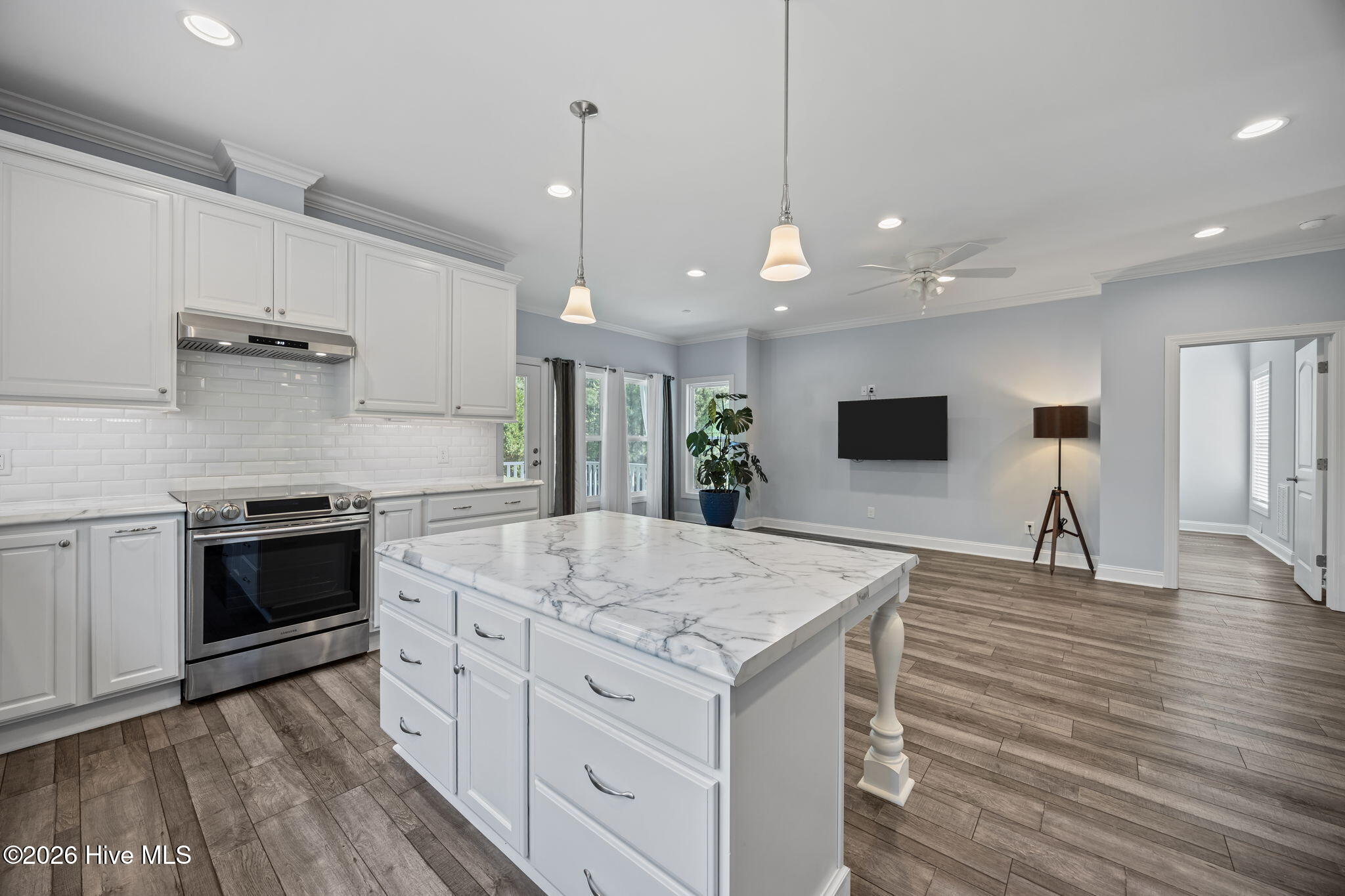 164 Bay View Drive Chocowinity, NC 27817 - Photo 5 of 56 28-web-or-mls-BLS_0042