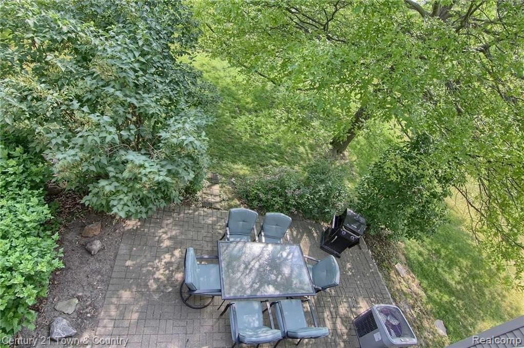 569 Victoria Court Rochester Hills, MI 48307 - Photo 28 of 31