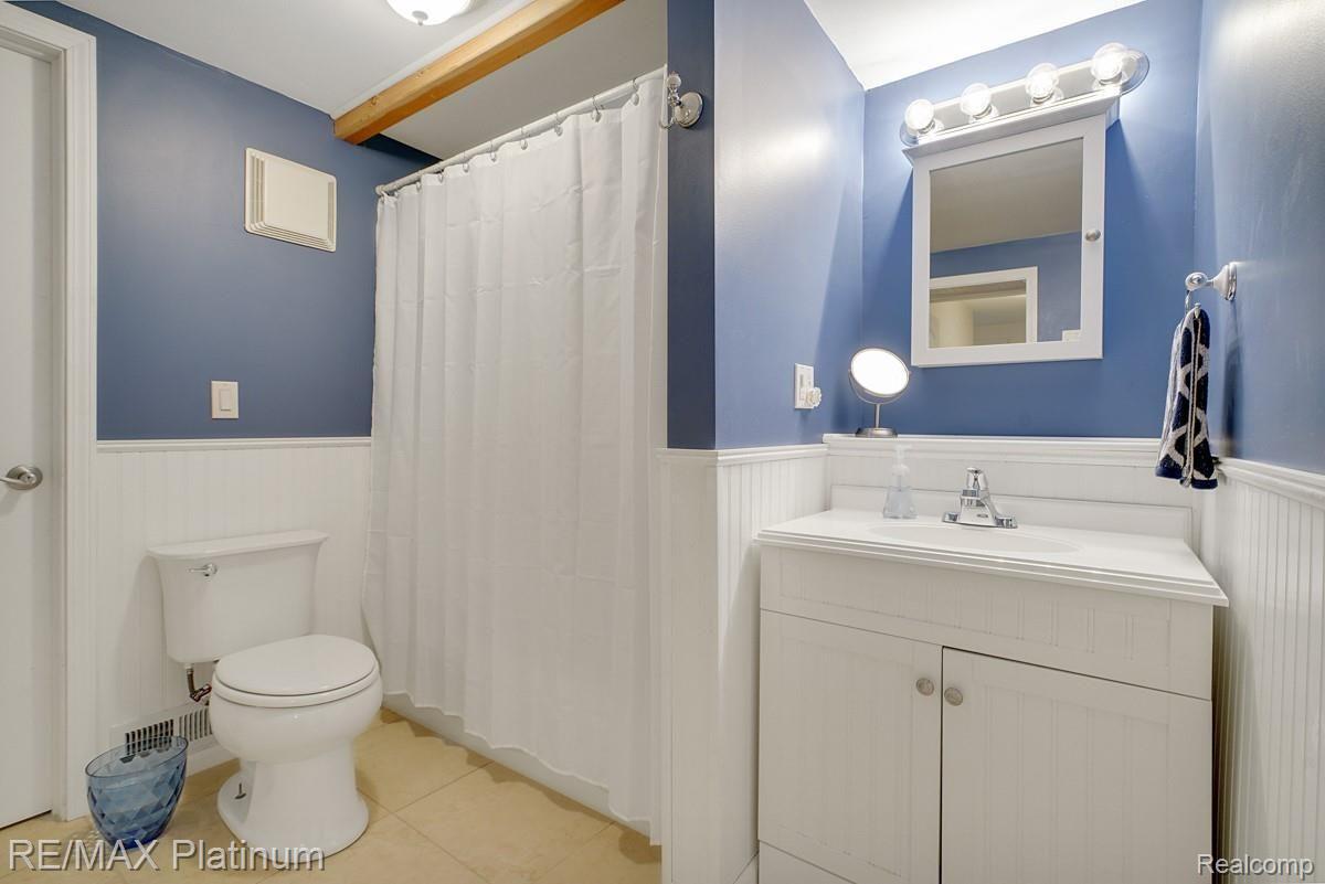4036 Clifford Road Brighton, MI 48116 - Photo 23 of 34 dsc01835-dsc01837.jpg