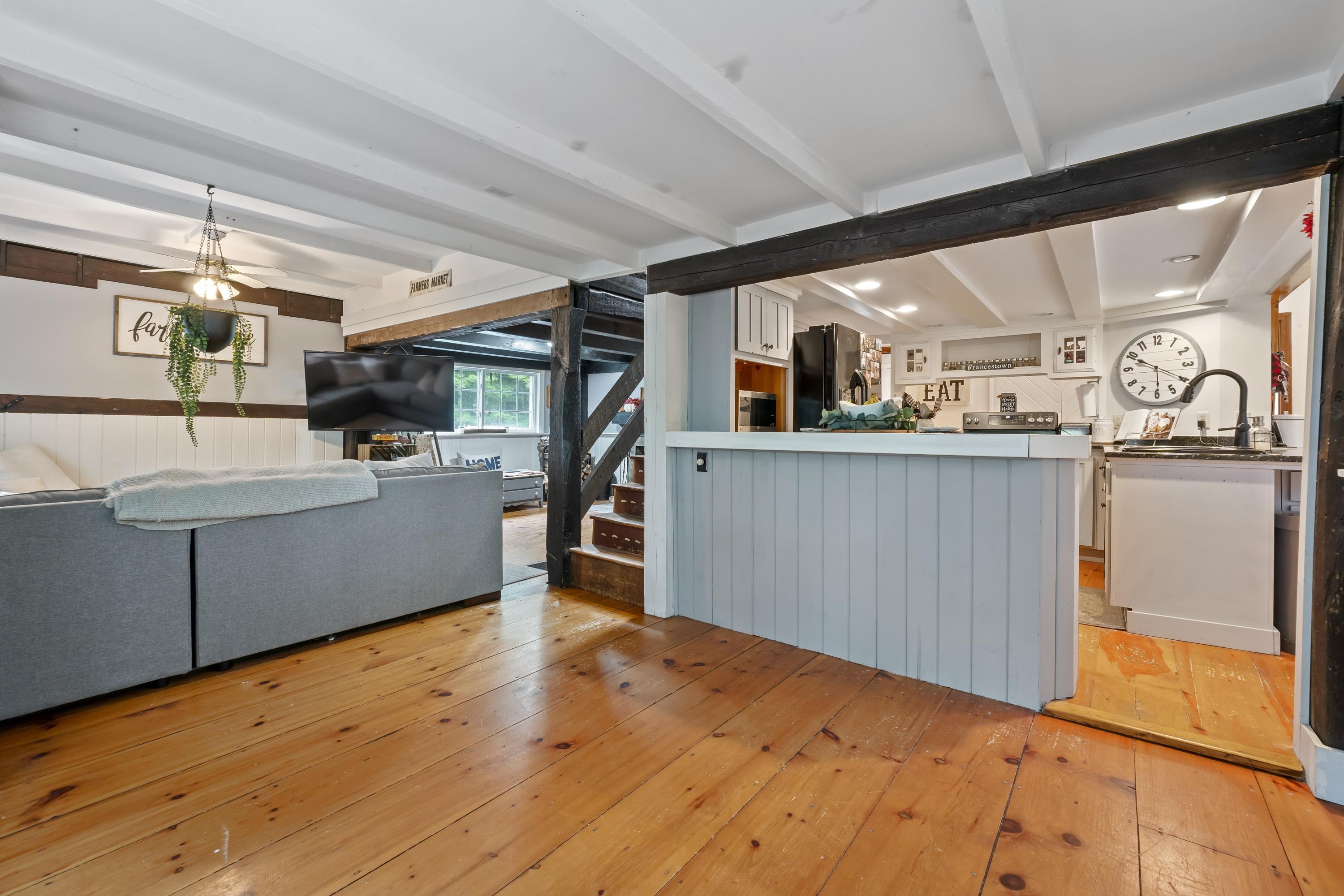 53 New Boston Road Francestown, NH 03043 - Photo 11 of 40 Gallery Image 11