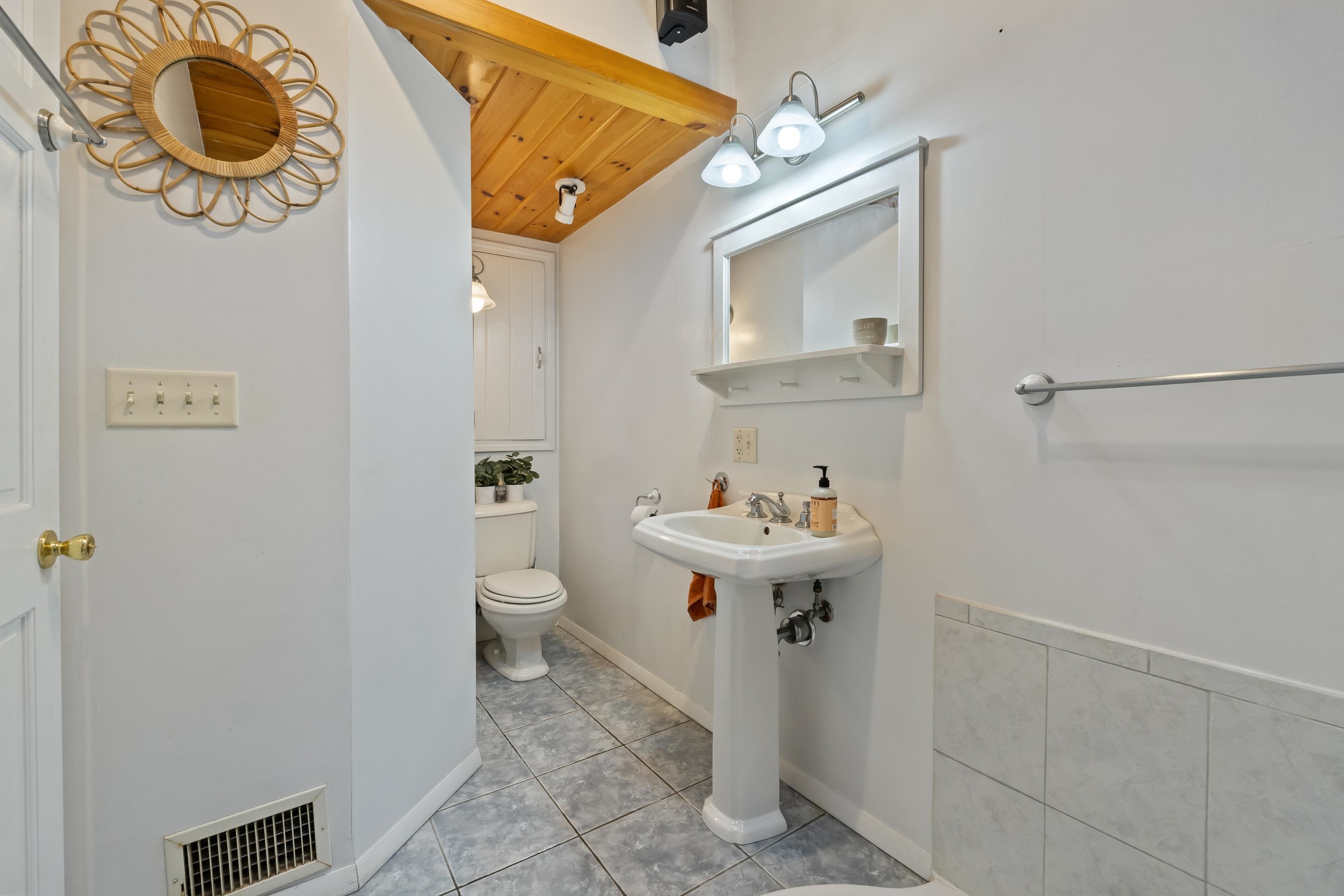 53 New Boston Road Francestown, NH 03043 - Photo 24 of 40 Gallery Image 24