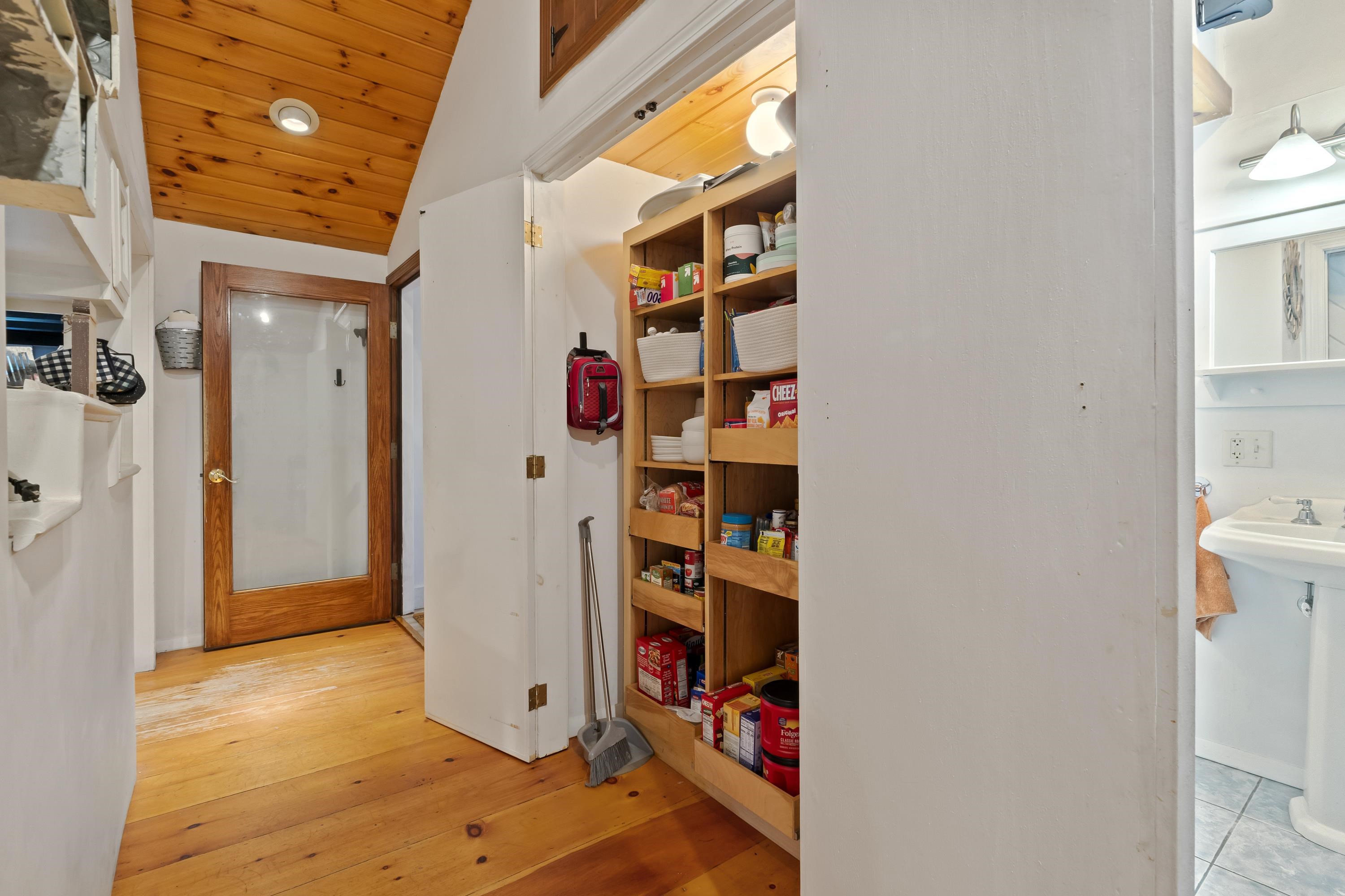 53 New Boston Road Francestown, NH 03043 - Photo 25 of 40 Gallery Image 25