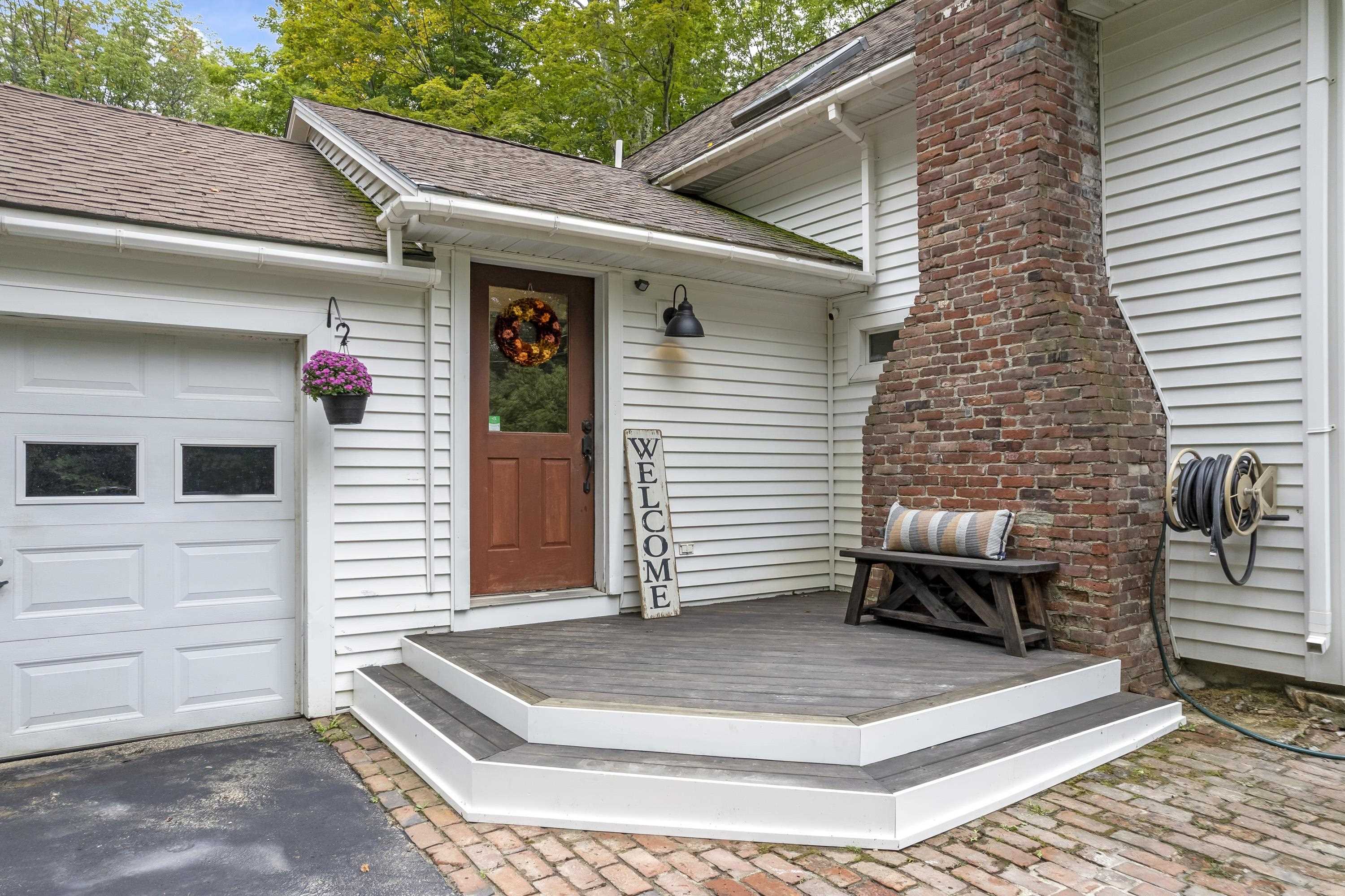 53 New Boston Road Francestown, NH 03043 - Photo 3 of 40 Gallery Image 3