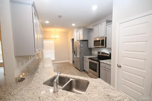 $1,850 | 5332 Talon Road, Pace, FL 32571