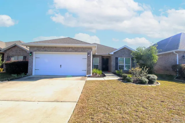$1,850 | 5332 Talon Road, Pace, FL 32571
