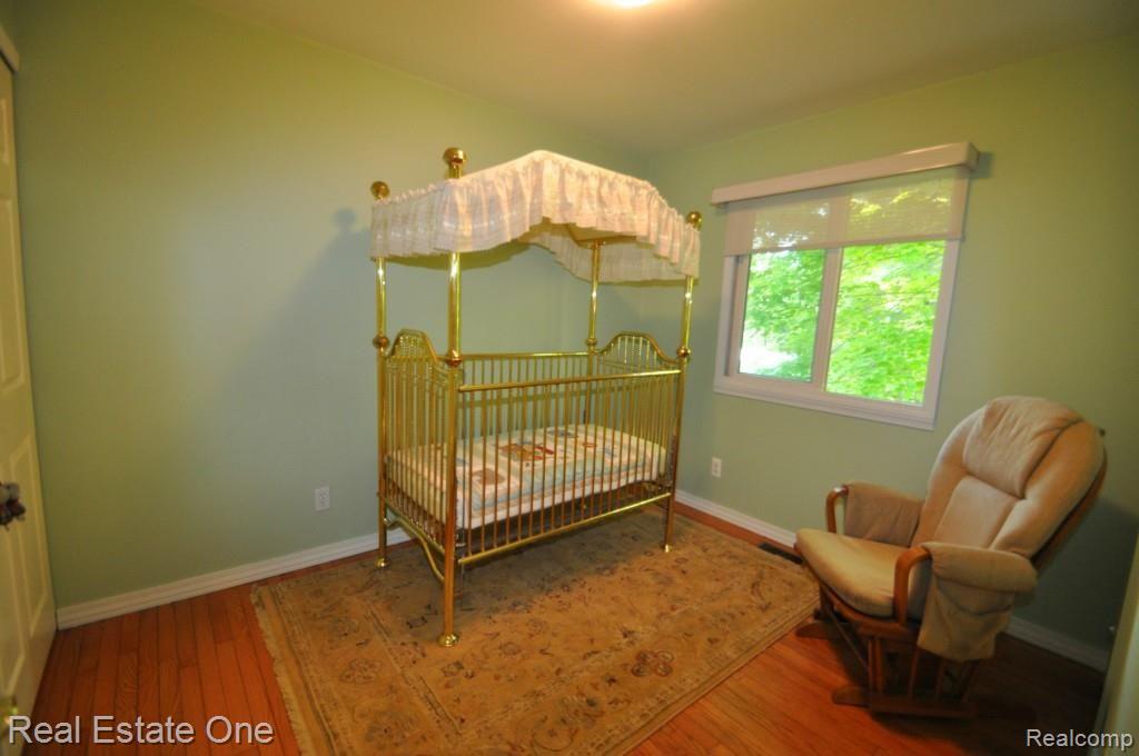 699 Grace Avenue Rochester, MI 48307 - Photo 9 of 30 8.JPG