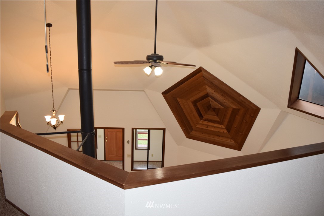 673 Gish Road Onalaska, WA 98570 - Photo 12 of 25 Gallery Image 12