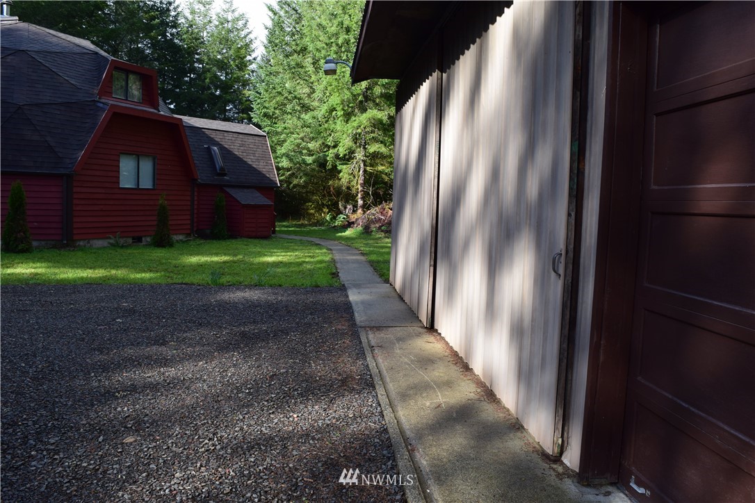 673 Gish Road Onalaska, WA 98570 - Photo 17 of 25 Gallery Image 17