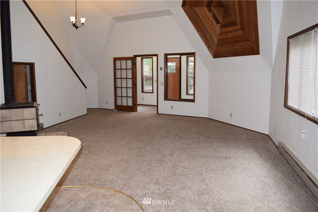 673 Gish Road Onalaska, WA 98570 - Photo 9 of 25 Gallery Image 9