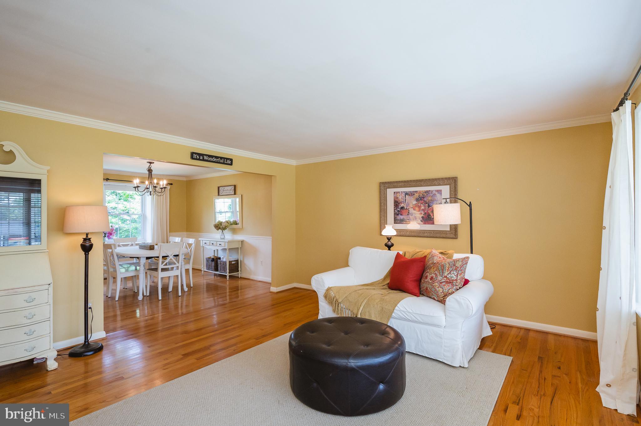 218 Solway Road Lutherville-Timonium, MD 21093 - Photo 4 of 41 Gallery Image 4