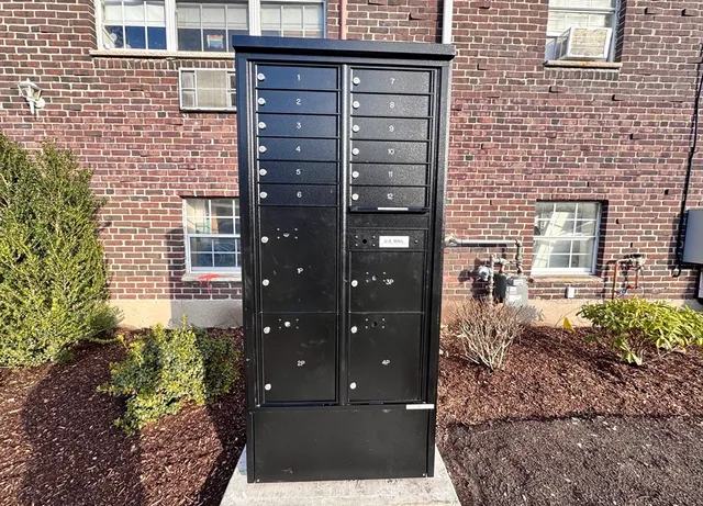 $2,500 | 128 North Street, Unit 6, Newton, MA 02460