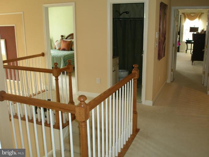 9010 Sumner Grove Drive Laurel, MD 20708 - Photo 17 of 30 Hallway