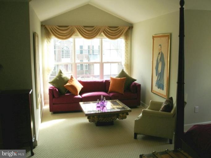 9010 Sumner Grove Drive Laurel, MD 20708 - Photo 26 of 30 Sitting Room