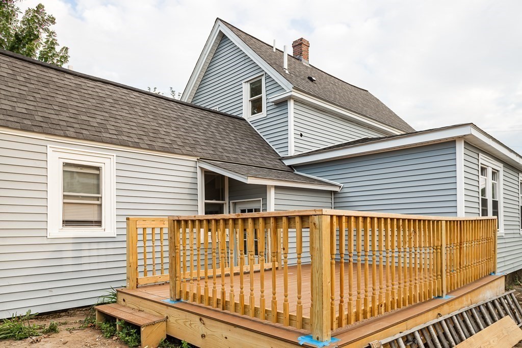 171 Perry Street Stoughton, MA 02072 - Photo 4 of 33