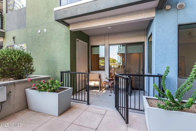 $340,000 | 3131 North Central Avenue, Unit 3004, Phoenix, AZ 85012