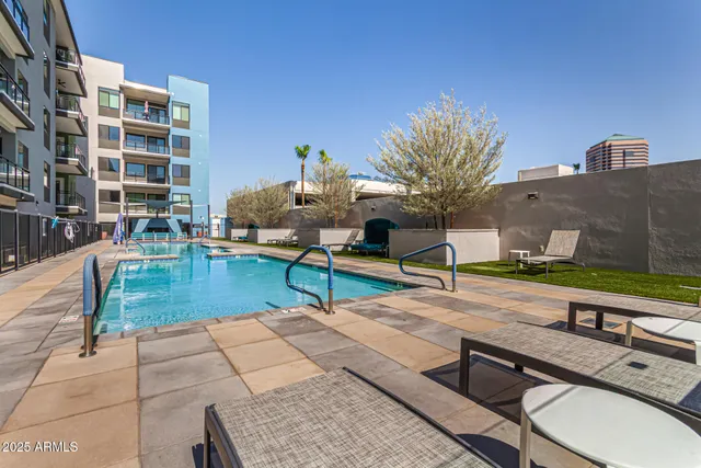 $340,000 | 3131 North Central Avenue, Unit 3004, Phoenix, AZ 85012