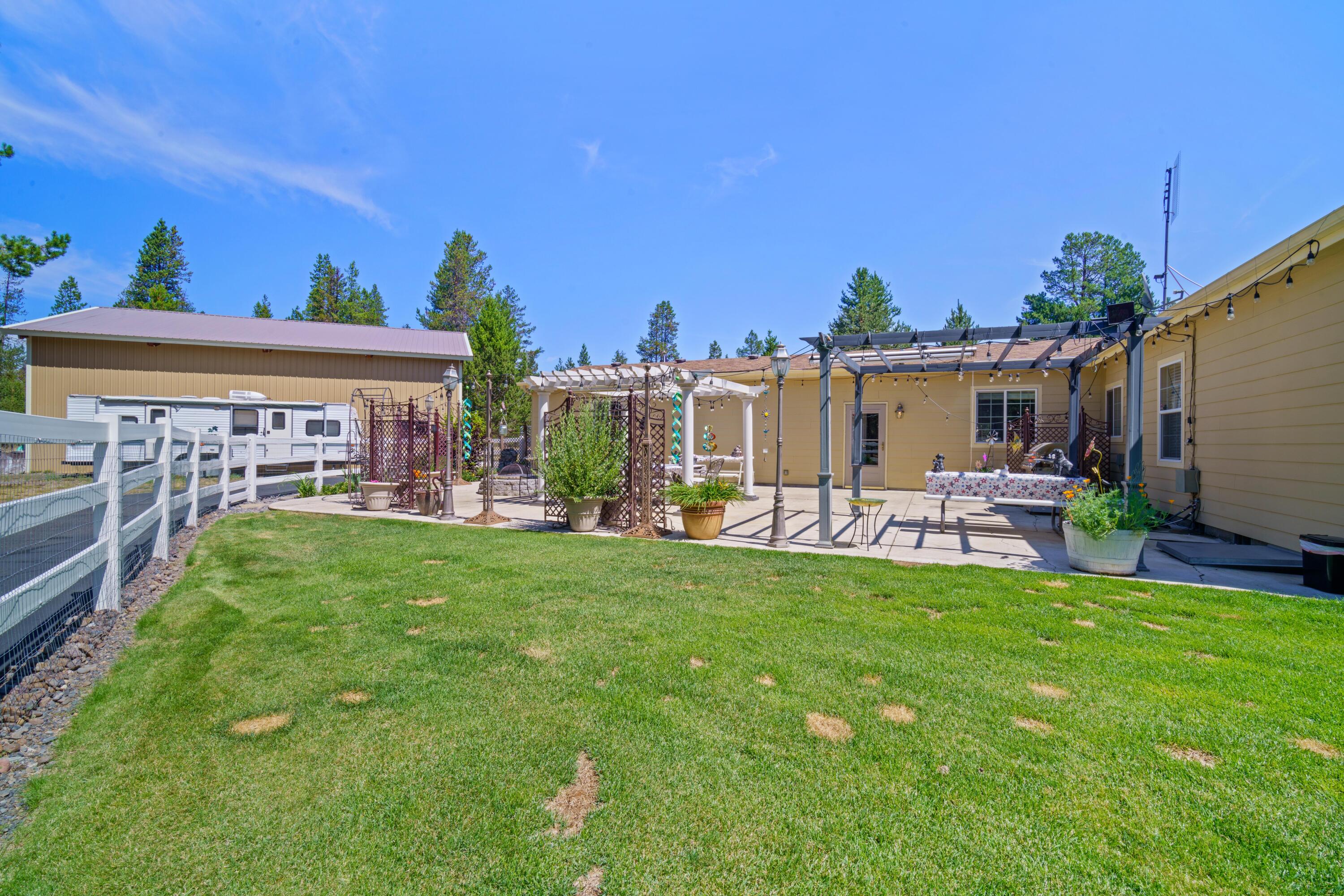 17822 Old Wood Road Bend, OR 97707 - Photo 37 of 43 39