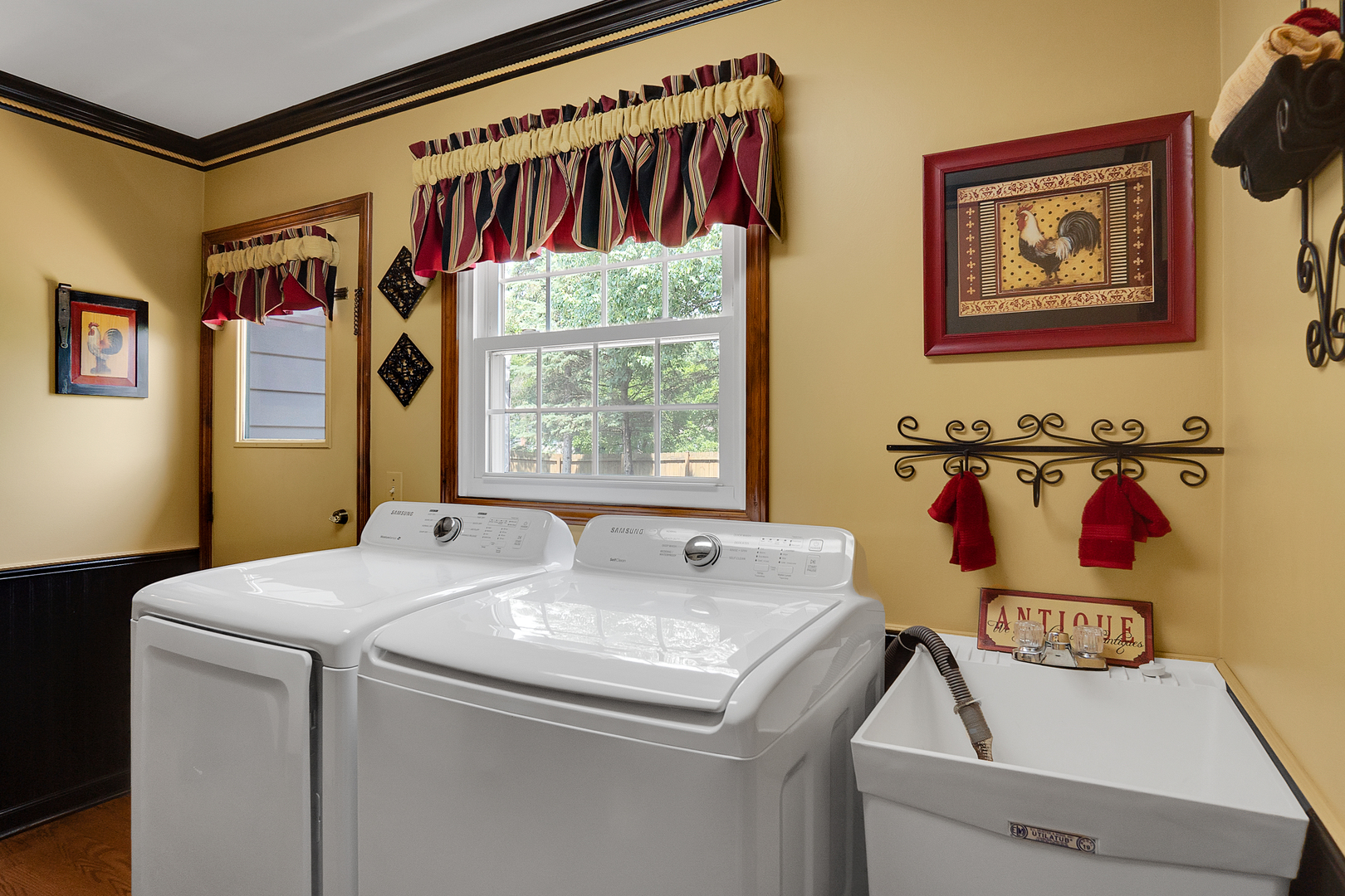 125 Split Oak Road Naperville, IL 60565 - Photo 13 of 42 Gallery Image 13