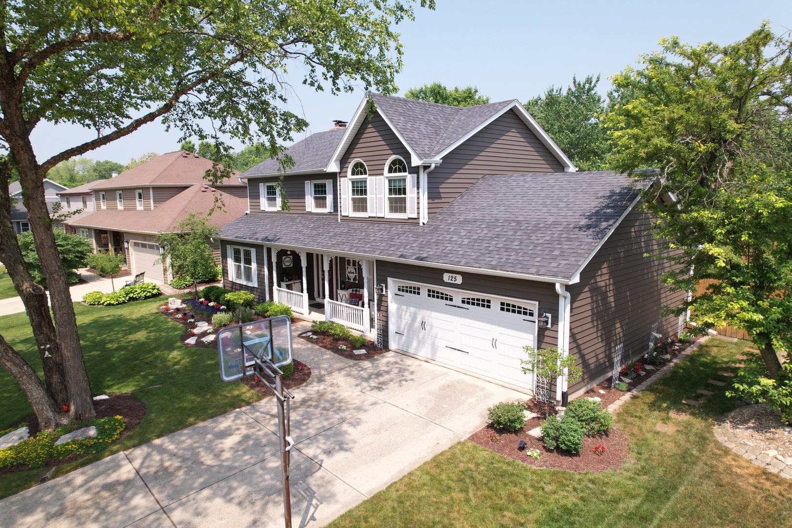125 Split Oak Road Naperville, IL 60565 - Photo 2 of 42 Gallery Image 2