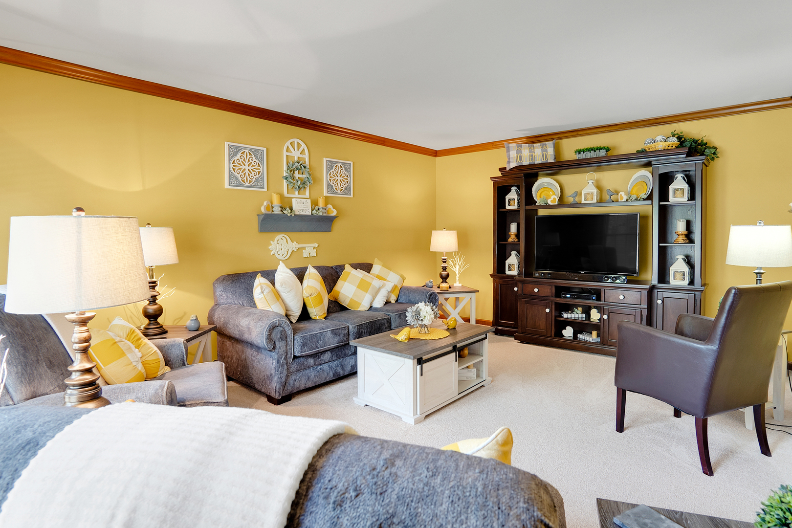 125 Split Oak Road Naperville, IL 60565 - Photo 5 of 42 Gallery Image 5