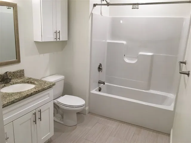 $2,139 | 875 Elm Street, Unit 413, Manchester, NH 03101