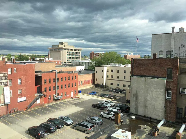 $2,139 | 875 Elm Street, Unit 413, Manchester, NH 03101