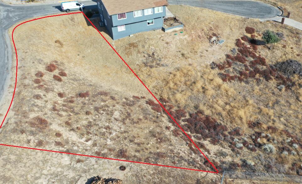 14648 Deer Bank Road Lake Elizabeth, CA 93532 - Photo 8 of 13 3225-037-023_Close.E