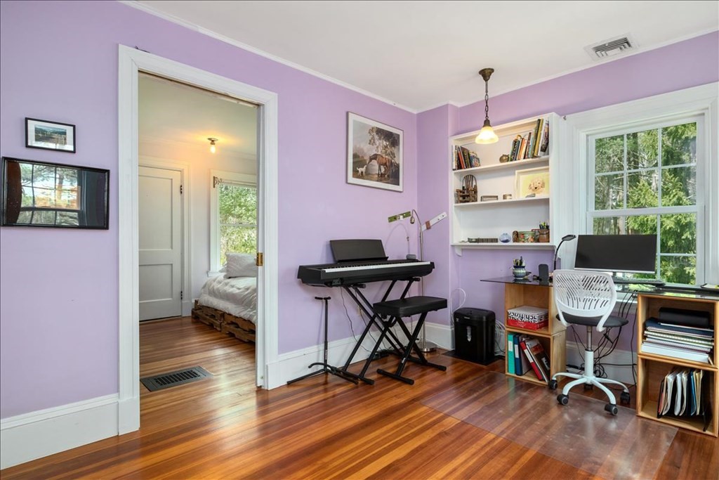 249 Dover Road Westwood, MA 02090 - Photo 25 of 42 Gallery Image 25