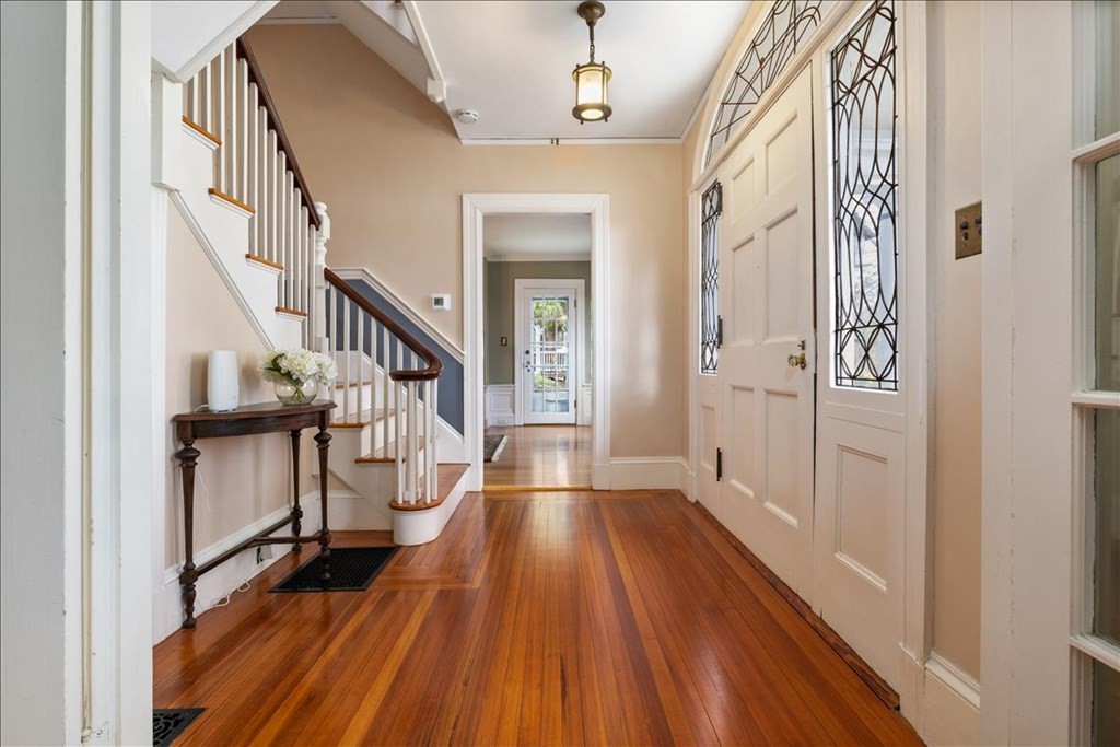 249 Dover Road Westwood, MA 02090 - Photo 3 of 42 Gallery Image 3