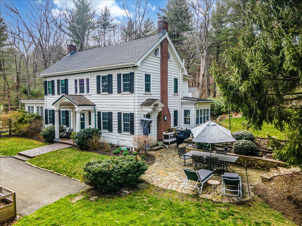 249 Dover Road Westwood, MA 02090 - Photo 36 of 42 Gallery Image 36