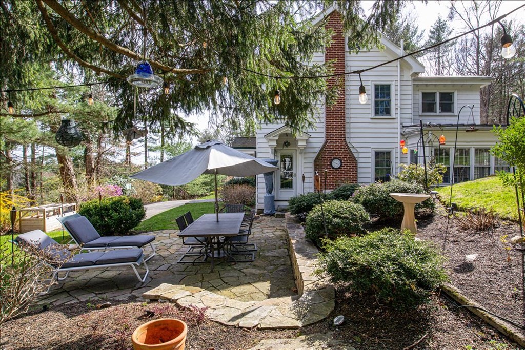 249 Dover Road Westwood, MA 02090 - Photo 38 of 42 Gallery Image 38