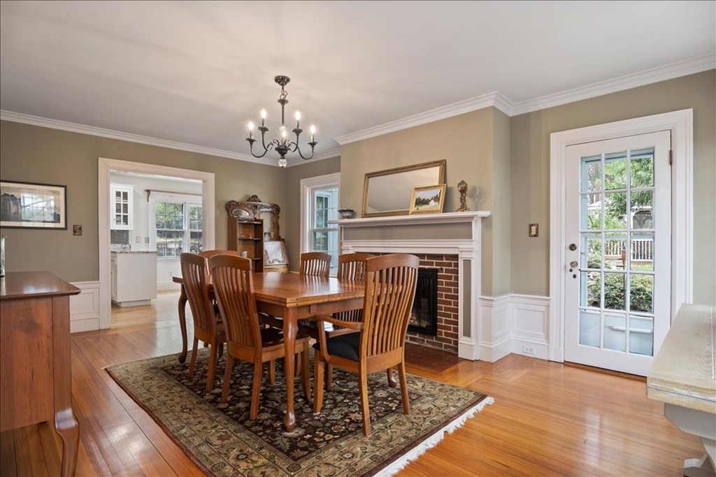 249 Dover Road Westwood, MA 02090 - Photo 4 of 42 Gallery Image 4