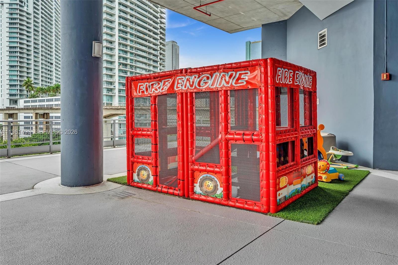 690 Southwest 1st Court, Unit 1716 Miami, FL 33130 - Photo 42 of 48 Kids play area