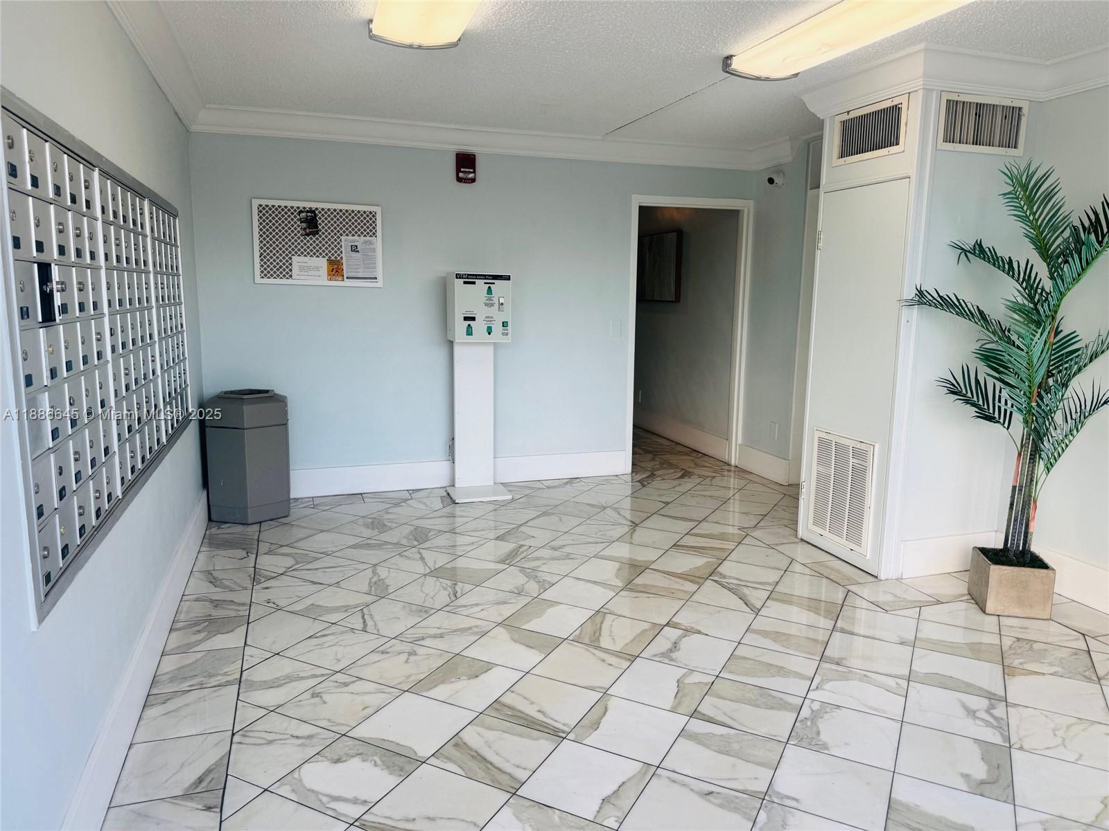 2000 Northeast 135th Street, Unit 403 North Miami, FL 33181 - Photo 18 of 23 Mail Box Area