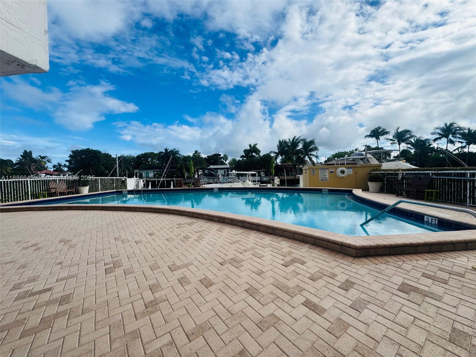 2000 Northeast 135th Street, Unit 403 North Miami, FL 33181 - Photo 19 of 23 Pool