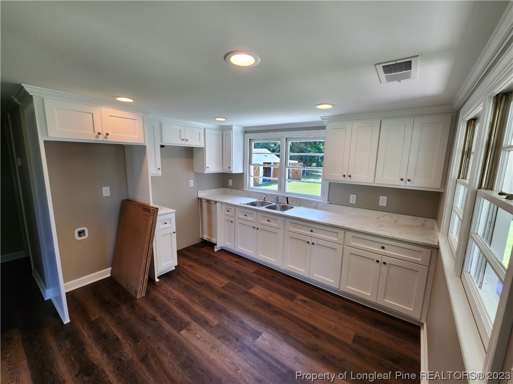 110 Jackson Road Dunn, NC 28334 - Photo 5 of 29 Gallery Image 5