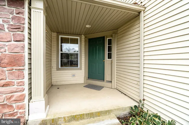 $265,000 | 117 Hawk Valley Lane, Denver, PA 17517