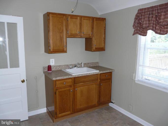 3129 Baybriar Road Dundalk, MD 21222 - Photo 11 of 18 Kitchen