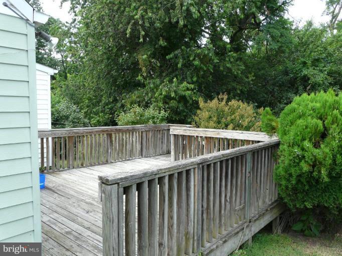 3129 Baybriar Road Dundalk, MD 21222 - Photo 12 of 18 Rear Deck